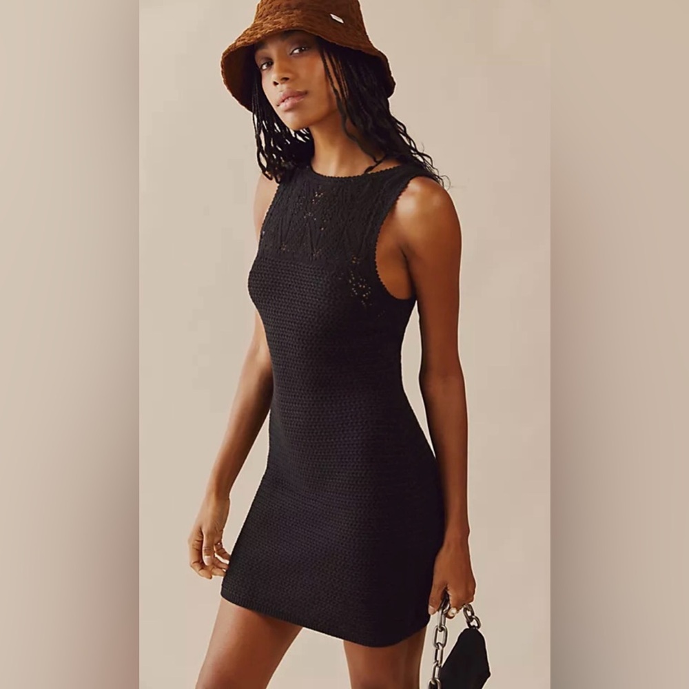 FP BEACH OPHELIA FAUXCHET SWEATER DRESS LARGE IN GREAT CONDITION